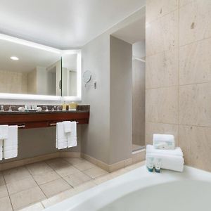 Presidential Top floor King Suite